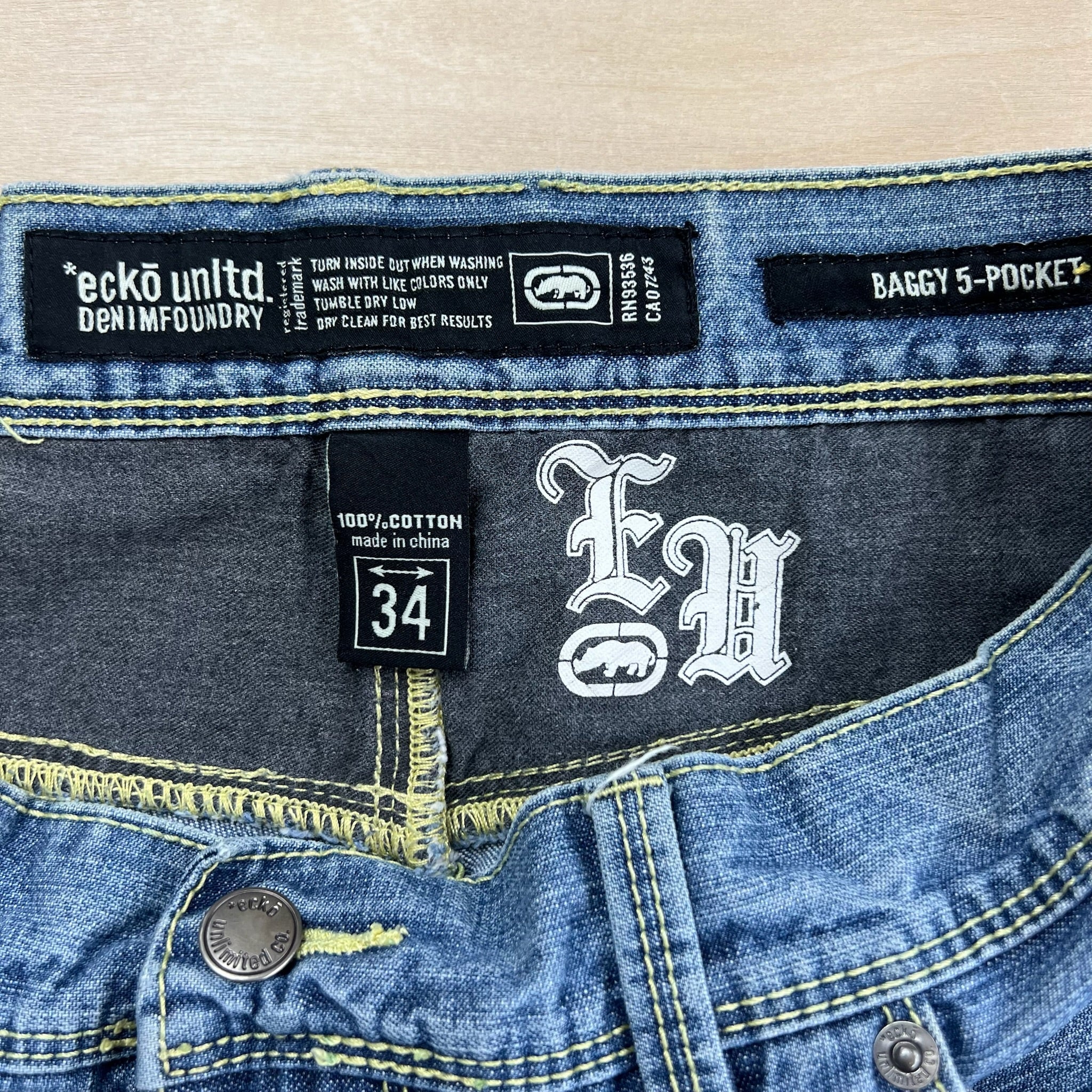 J- Vintage Ecko Unlimited Yellow Stitching Jorts - W34