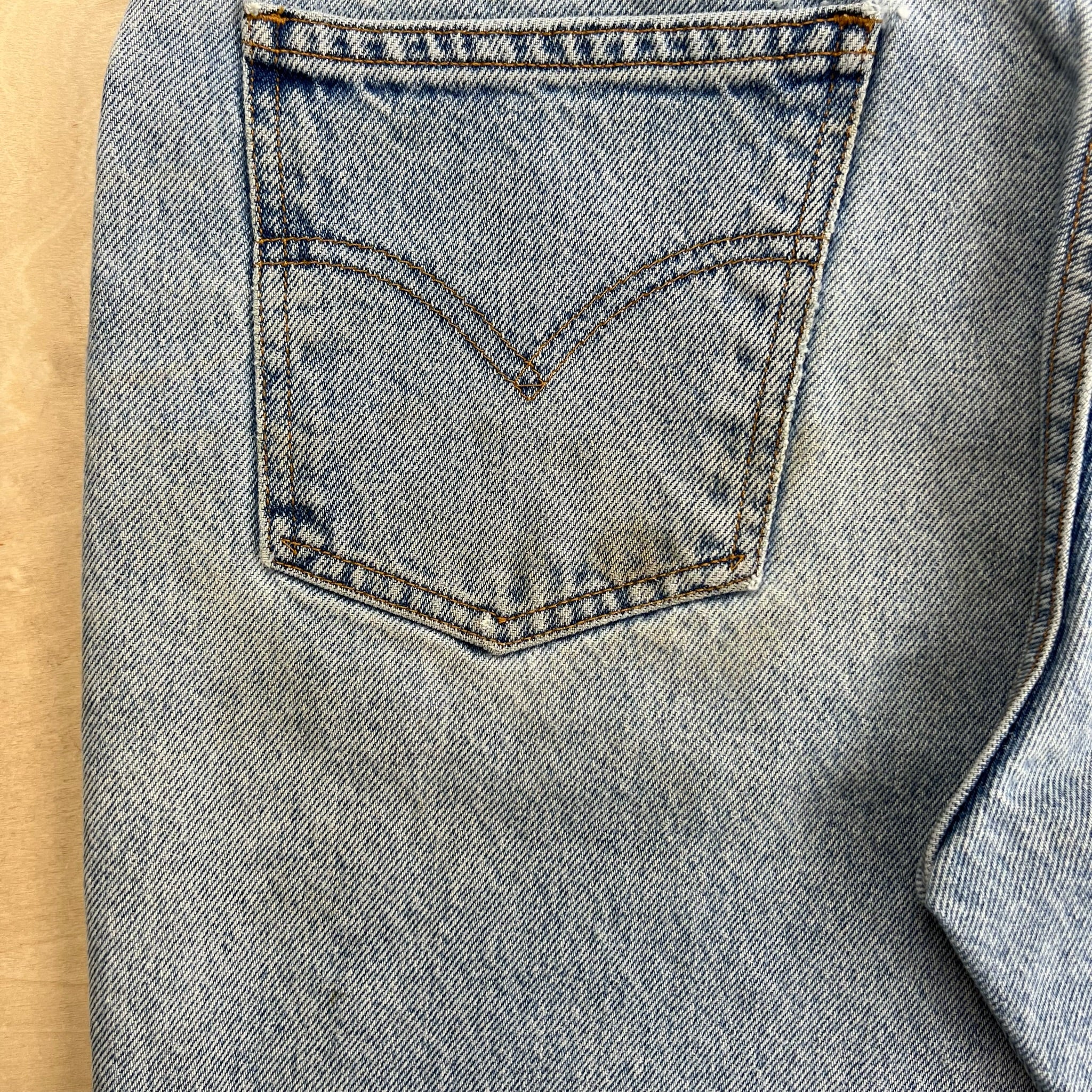 J- Vintage Levi's 550 Orange Tab Denim Jorts - W32