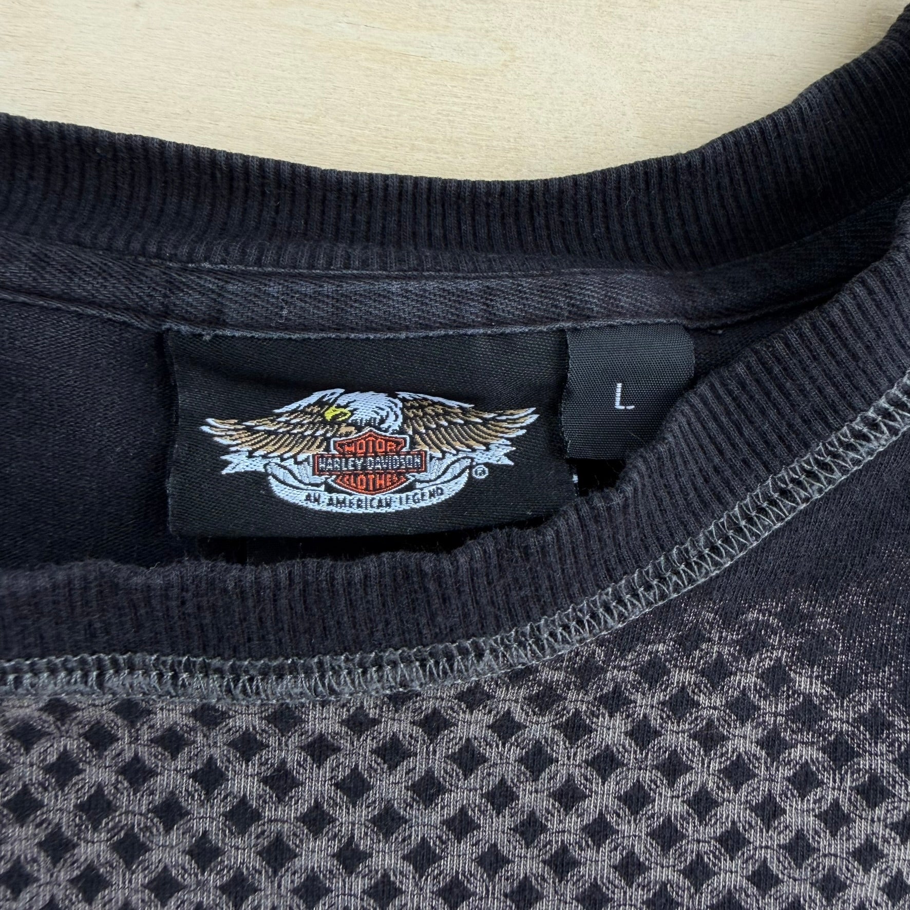 J- Vintage Harley Davidson Y2K Style Skulls Graphic & Text Long Sleeve Tee - L