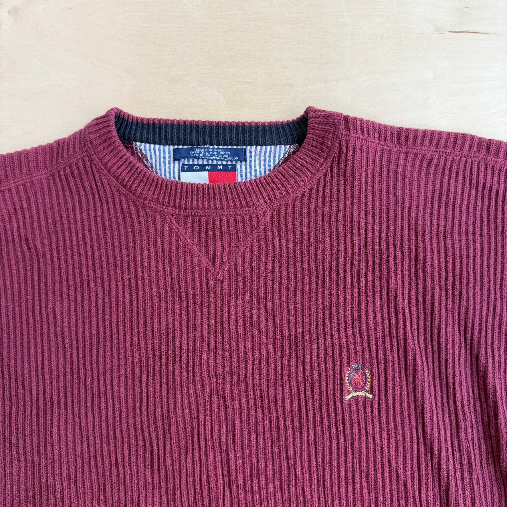 J- Vintage Tommy Hilfiger Embroidered Crest Maroon Knit Sweater - L