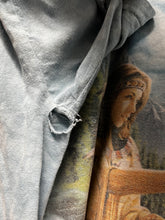 Load image into Gallery viewer, X - Vintage 2001 The Mountain Dream Catcher Wolves &amp; Women Tee
