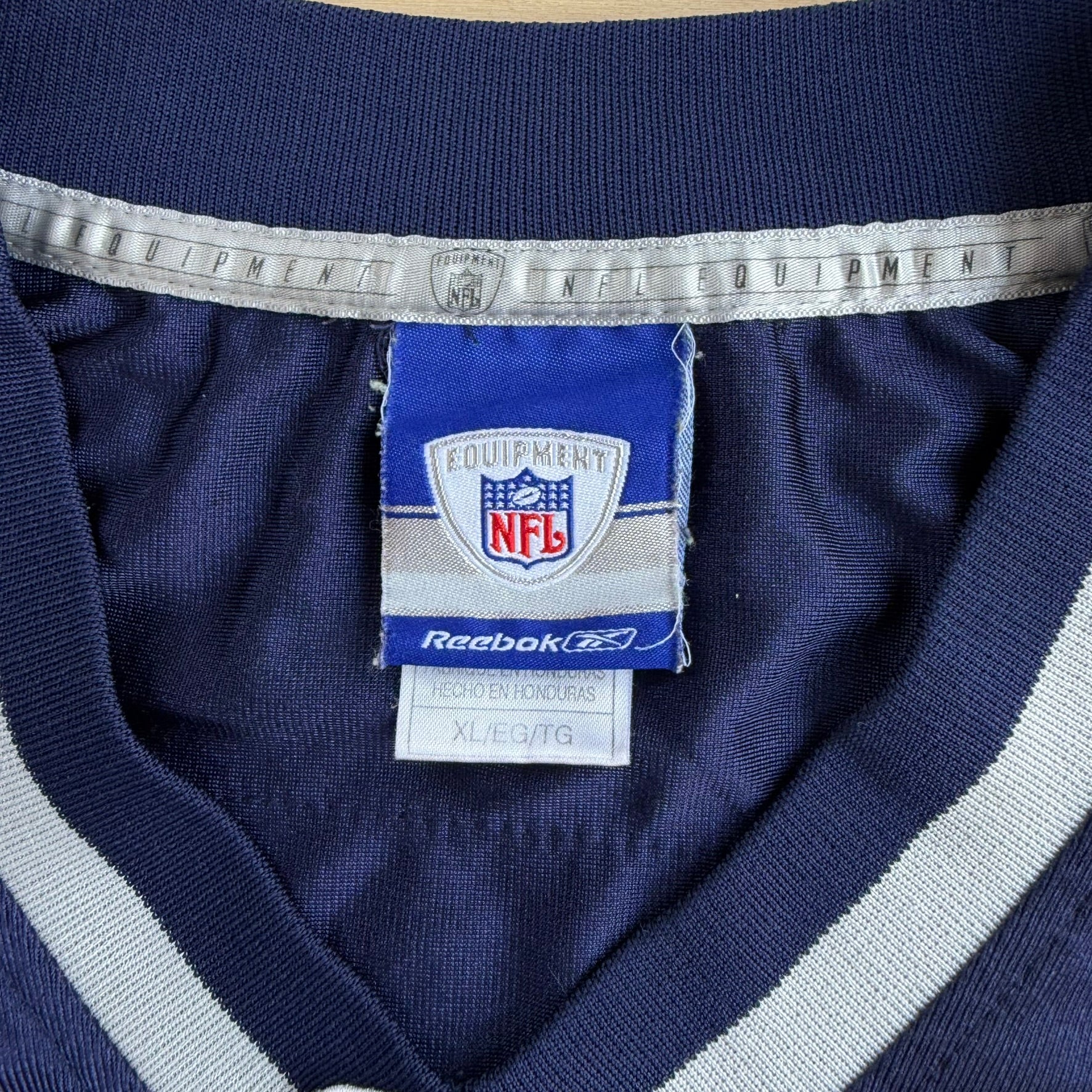 J- Vintage New England Patriots Tom Brady NFL Reebok Football Jersey - XL