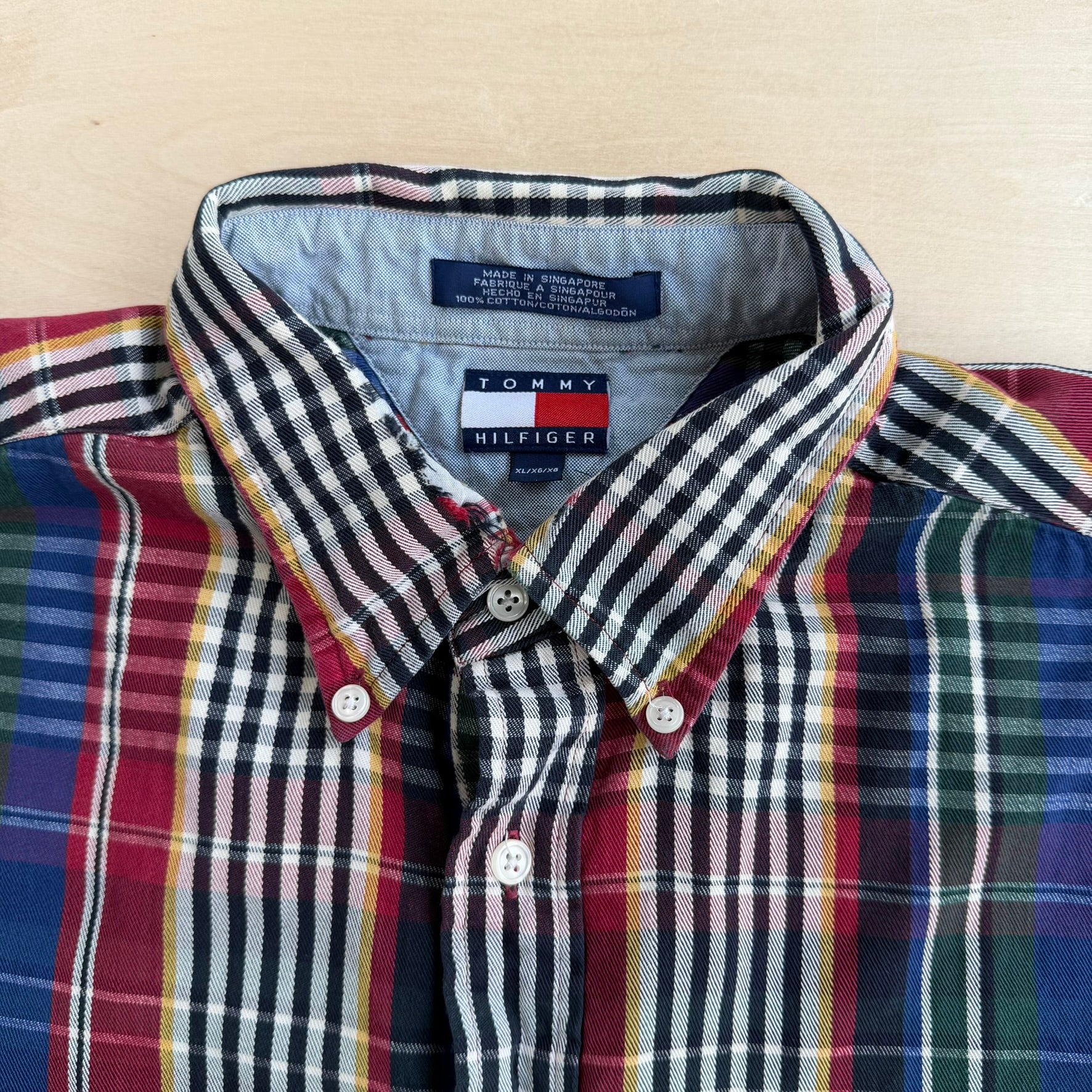 J- Vintage Tommy Hilfiger Embroidered Crest Plaid Pattern Button Down Shirt - XL