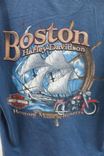 Load image into Gallery viewer, X - 2013 Harley Davidson Boston Massachusetts Boat Tee
