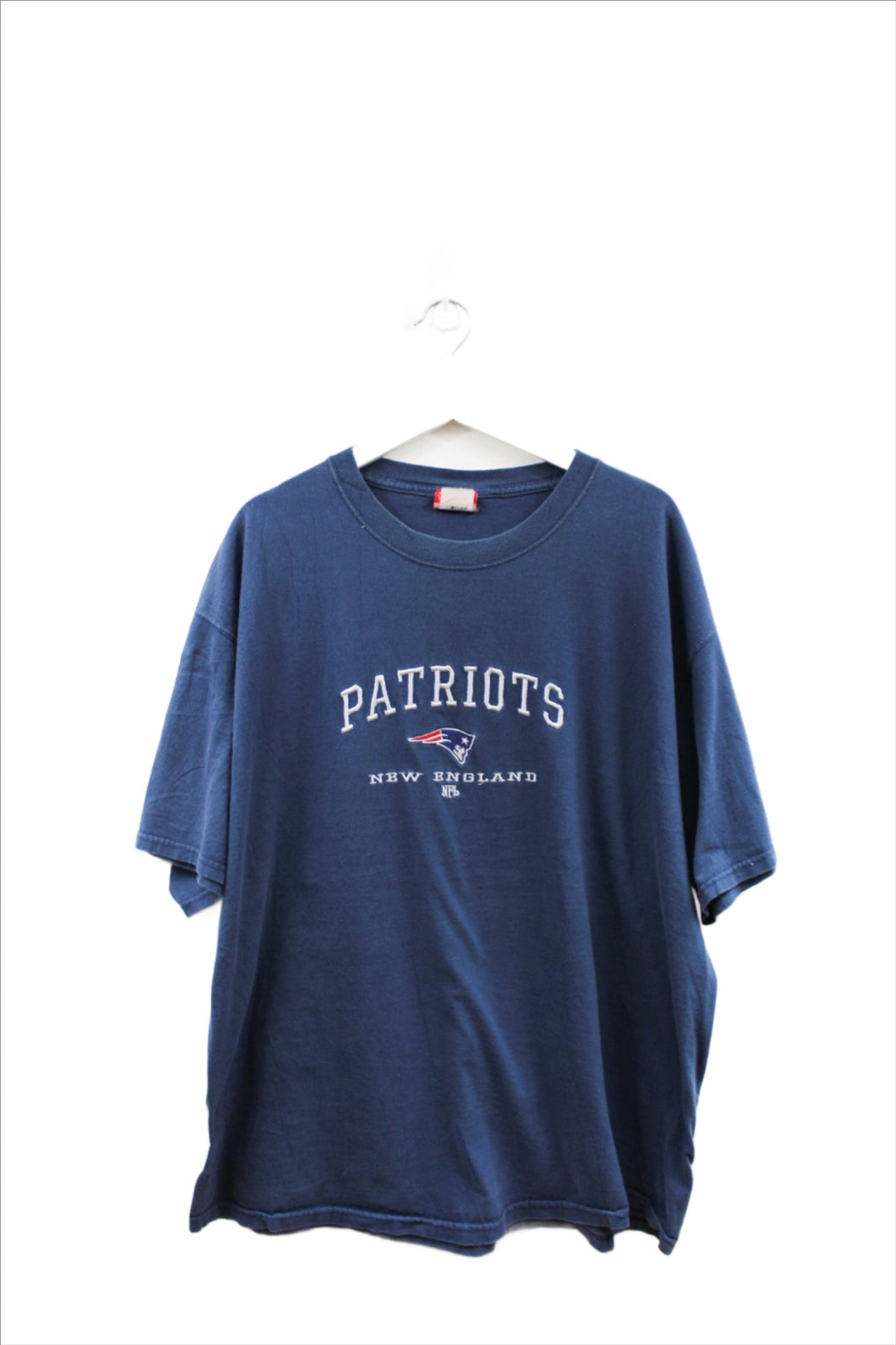 X - Vintage NFL New England Patriots Embroidered Script Tee