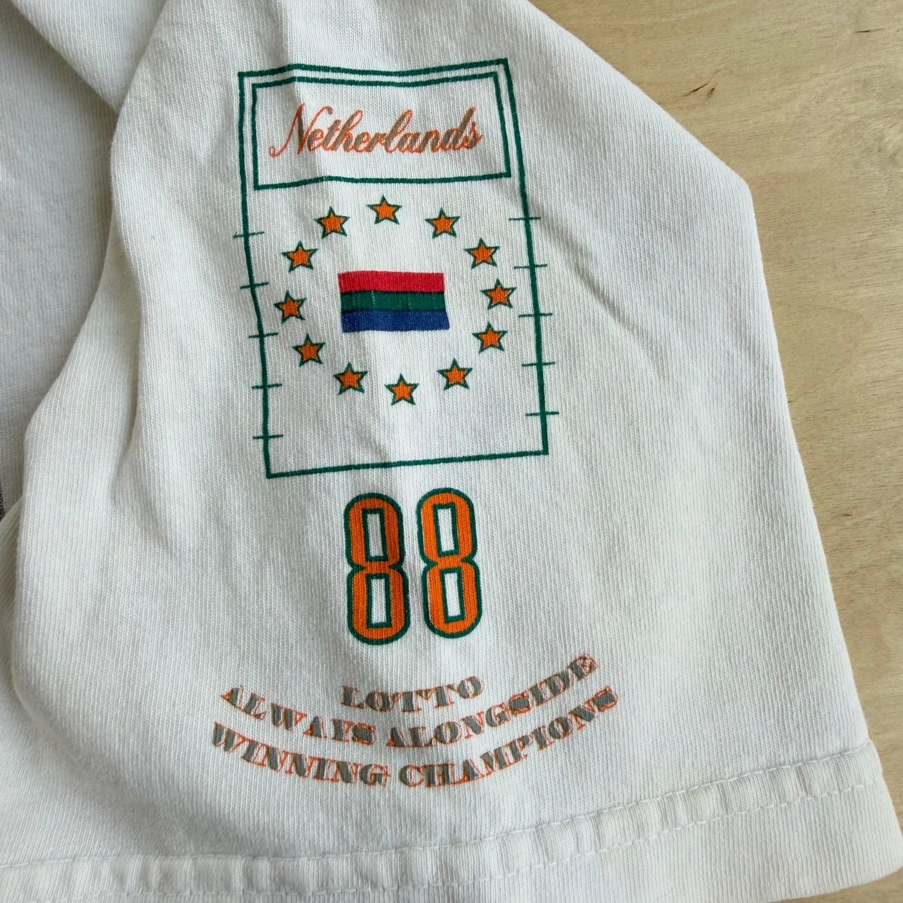 J- Vintage '91 Lotto Netherland National Soccer Team 1988 Europe Champions Graphic Made In USA Tee - L