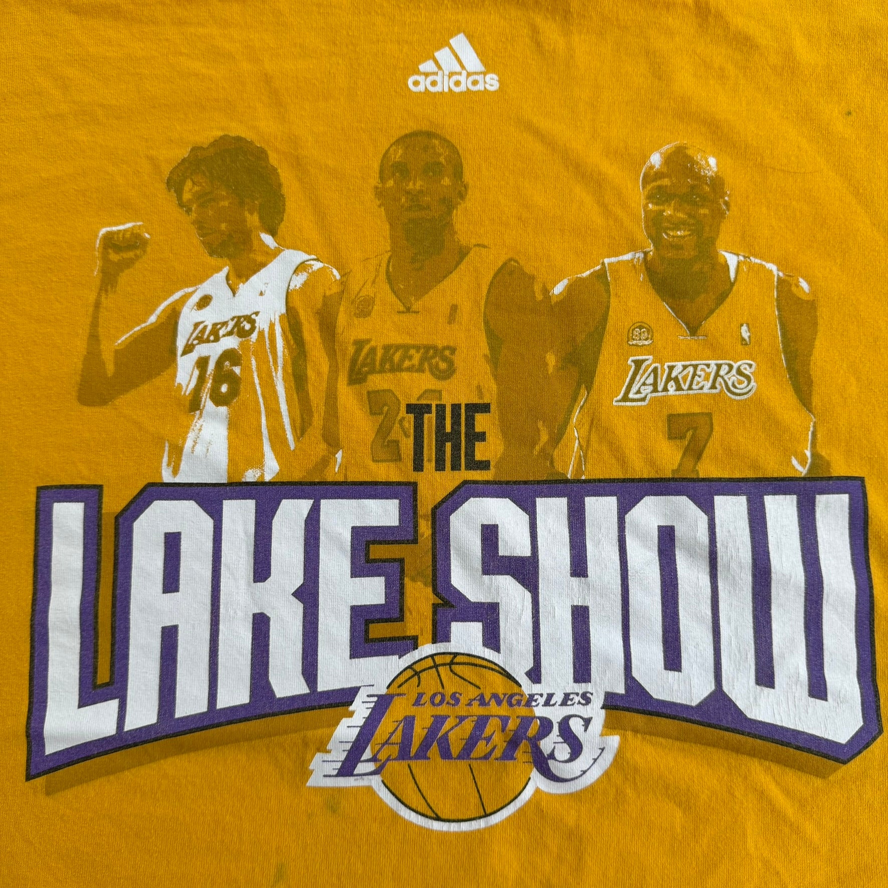 J- '10 Los Angeles Lakers NBA The Lake Show Kobe Shaq Pau Adidas Tee - 2XL