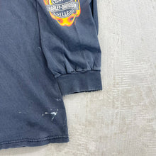 Load image into Gallery viewer, F- Vintage &#39;00 Harley Davidson Saskatoon Saskatchewan Long Sleeve Tee
