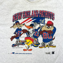 Load image into Gallery viewer, F- Vintage &#39;94 New England Patriots Looney Tunes Graphic Single Stitch Tee
