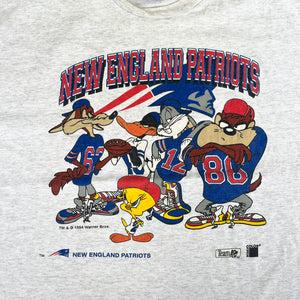 F- Vintage '94 New England Patriots Looney Tunes Graphic Single Stitch Tee