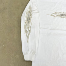 Load image into Gallery viewer, F- Vintage &#39;04 Harley Davidson Japan Flames Graphic Long Sleeve Tee
