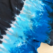 J- '16 Pink Floyd Dark Side Of The Moon Graphic Liquid Blue Tag Tie Dye Tee - 2XL Big