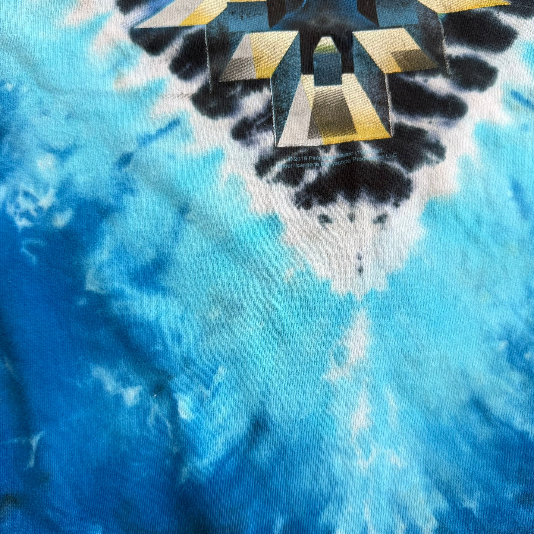 J- '16 Pink Floyd Dark Side Of The Moon Graphic Liquid Blue Tag Tie Dye Tee - 2XL Big