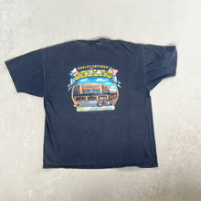 Load image into Gallery viewer, F- Vintage &#39;00 Harley Davidson Dallas Texas Graphic Tee

