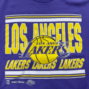 J- Vintage Los Angeles Lakers NBA Text & Graphic Crewneck - XL