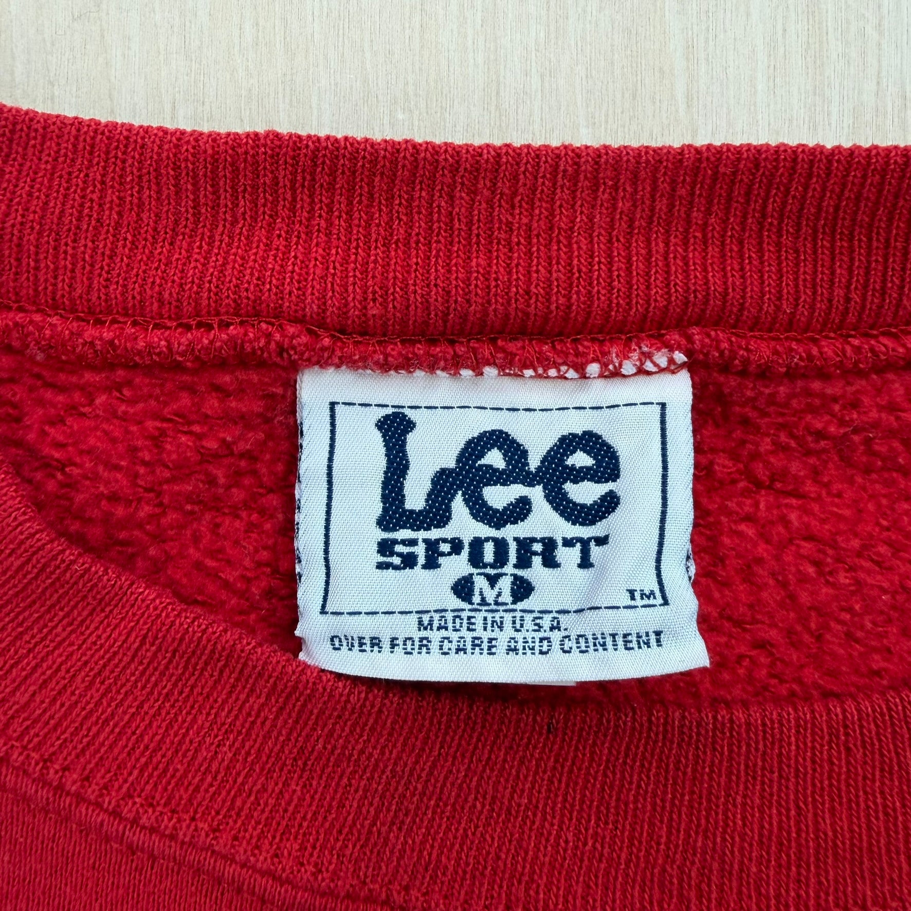 J- Vintage Chicago Bulls NBA Text & Graphic Lee Made In USA Crewneck - M