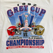 J- Vintage '92 Calgary Stampeders Vs Winnipeg Blue Bombers CFL Grey Cup Graphic Made In USA Single Stitch Tee - XL (fits L)