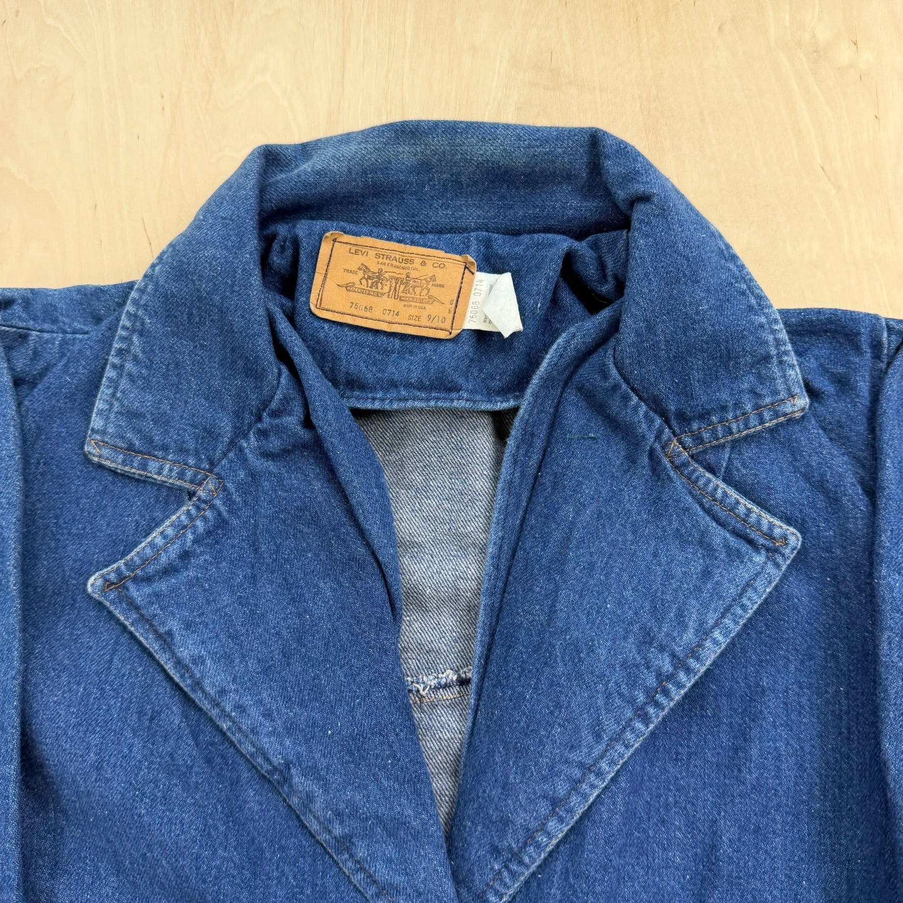 J- Vintage Levi's Strauss Made In USA Orange Bab 76068 0714 Denim Blazer - 9/10 (fits S/M)