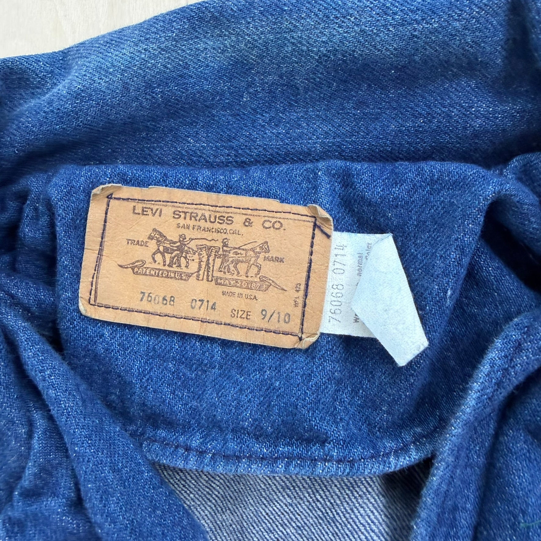 J- Vintage Levi's Strauss Made In USA Orange Bab 76068 0714 Denim Blazer - 9/10 (fits S/M)