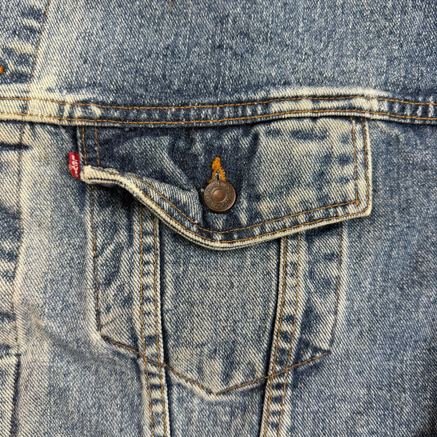 J- Vintage Levi's Type III Made In USA Denim Jacket - XL