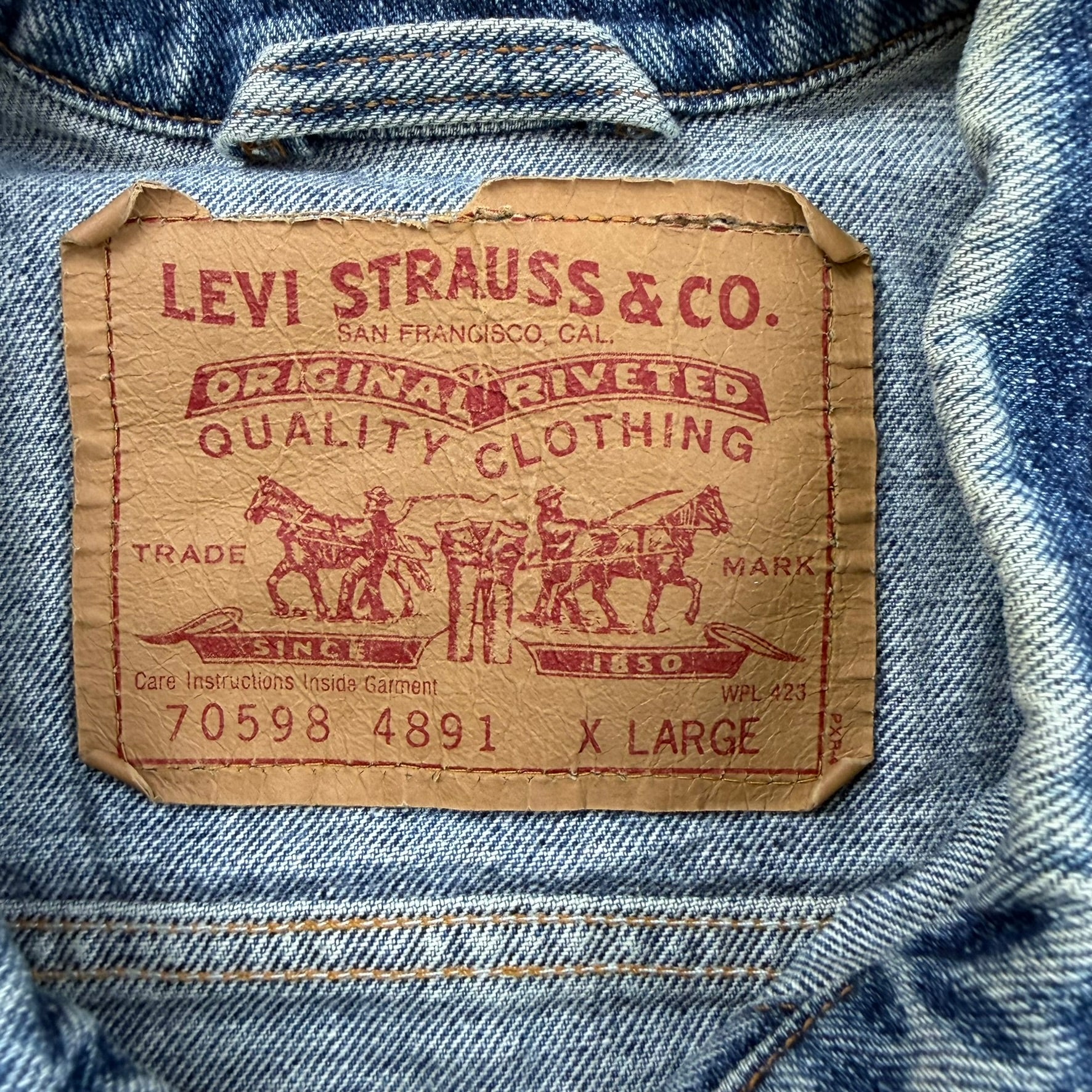 J- Vintage Levi's Type III Made In USA Denim Jacket - XL