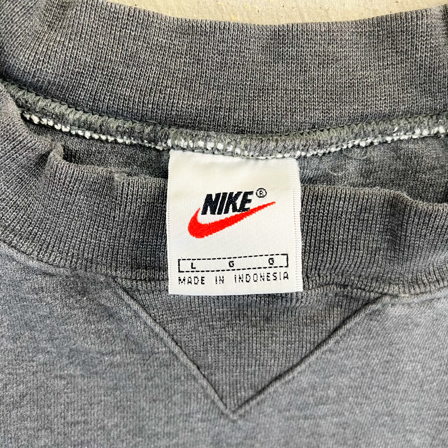 F- Vintage Nike Embroidered Text & Swoosh Crewneck