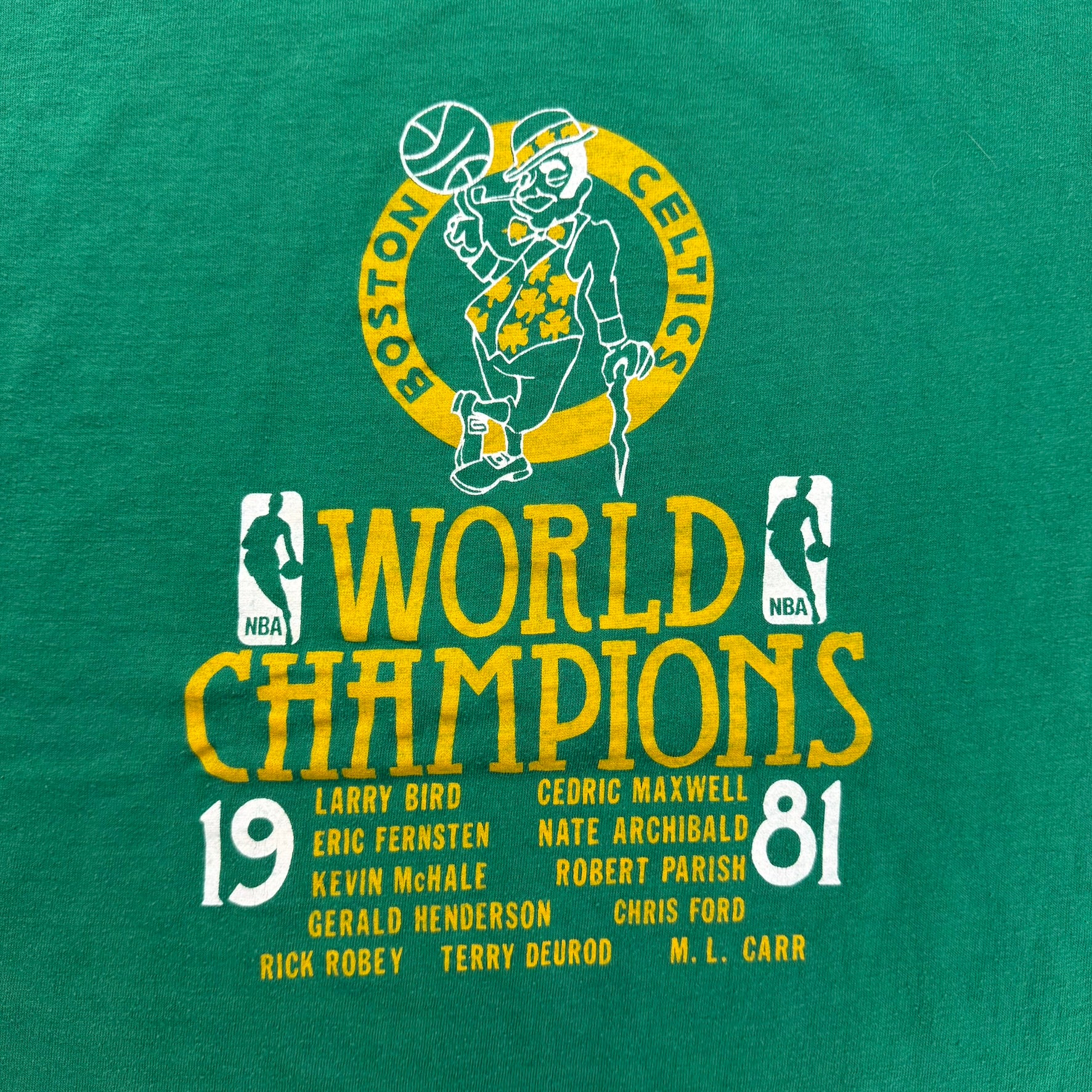 J- Vintage '81 Boston Celtics NBA World Champions Graphic Made In USA Single Stitch Tee - L (fits M)