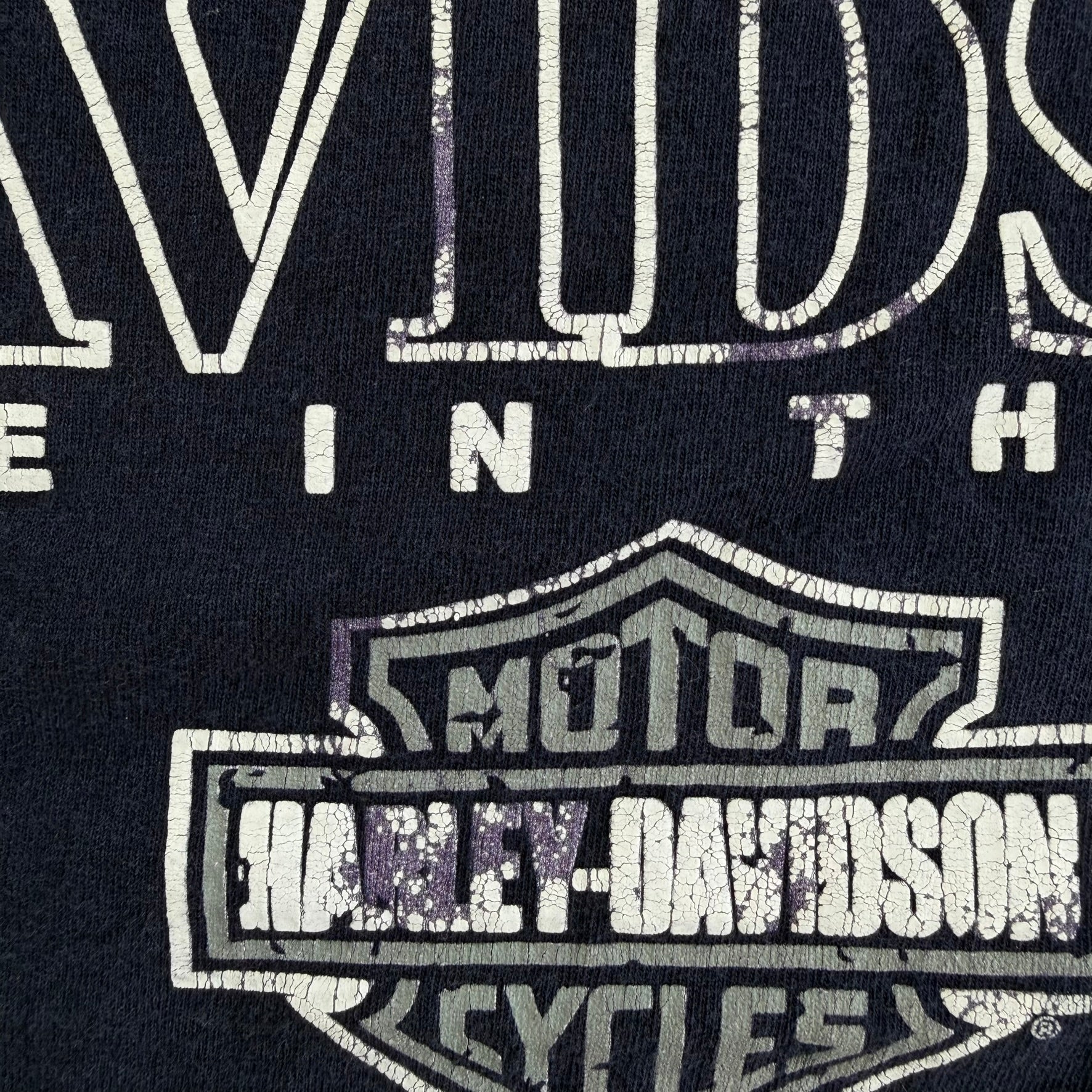 J- Vintage '96 Harley Davidson Made In USA Text Long Sleeve Tee - M