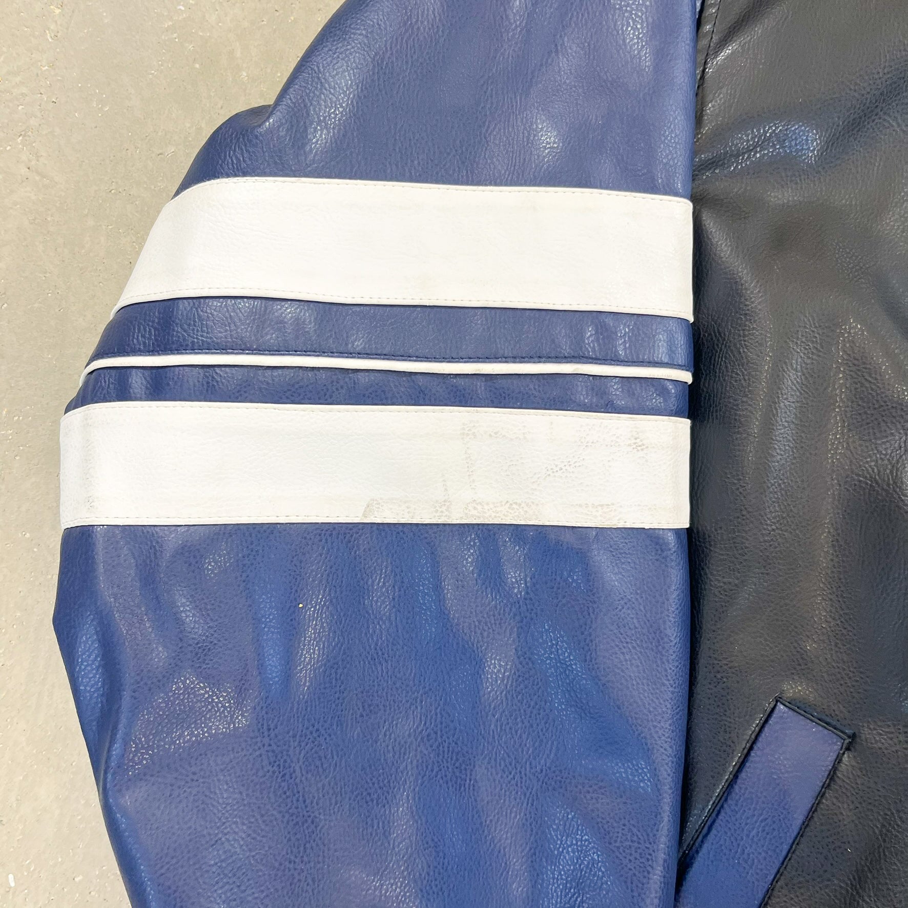 F- Vintage Toronto Maple Leafs NHL Leather Jacket