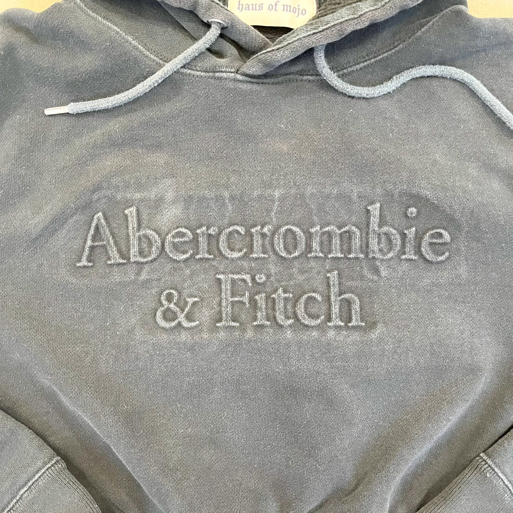 F- HOM Abercrombie & Fitch Puff Text Cropped Reworked Hoodie