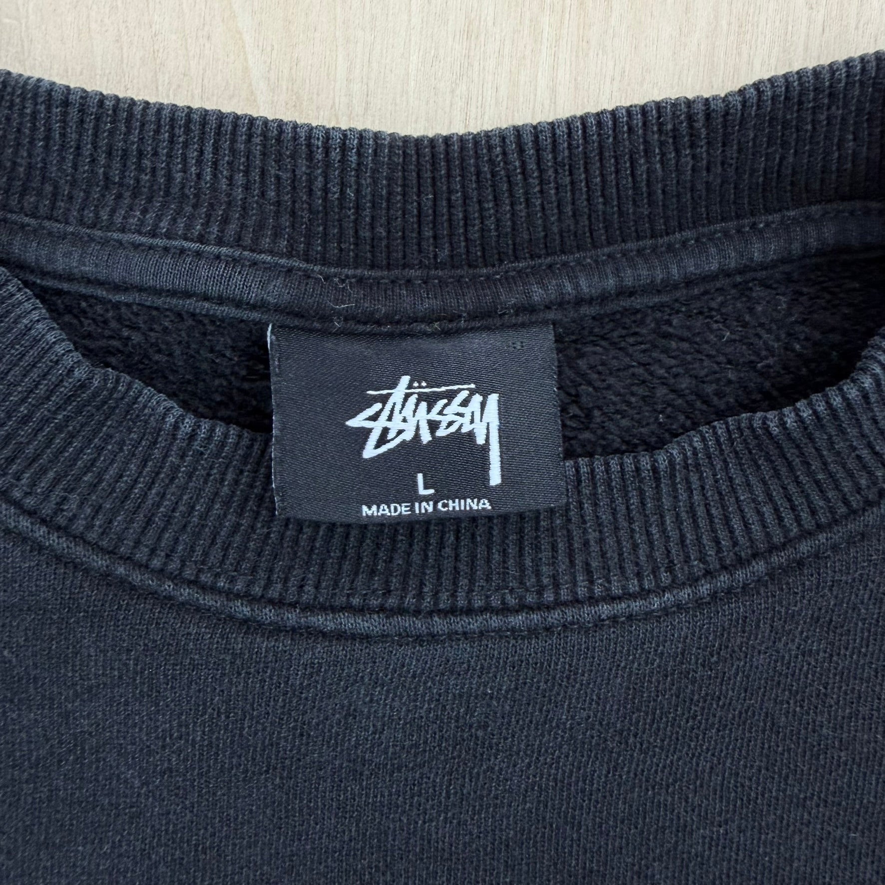 J- Vintage Stussy Cursive Text Logo Crewneck - L