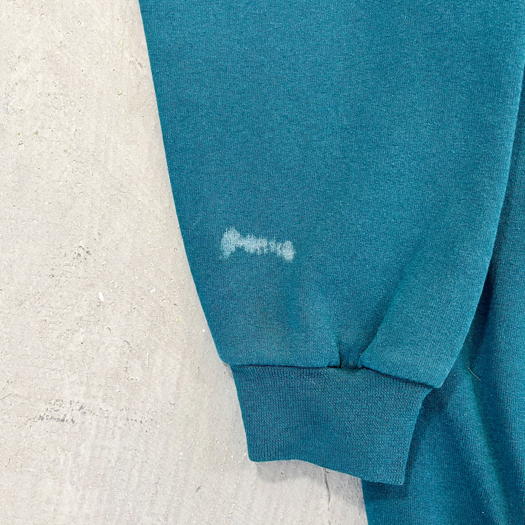 F- Vintage Philadelphia Eagles NFL Logo & Text Crewneck