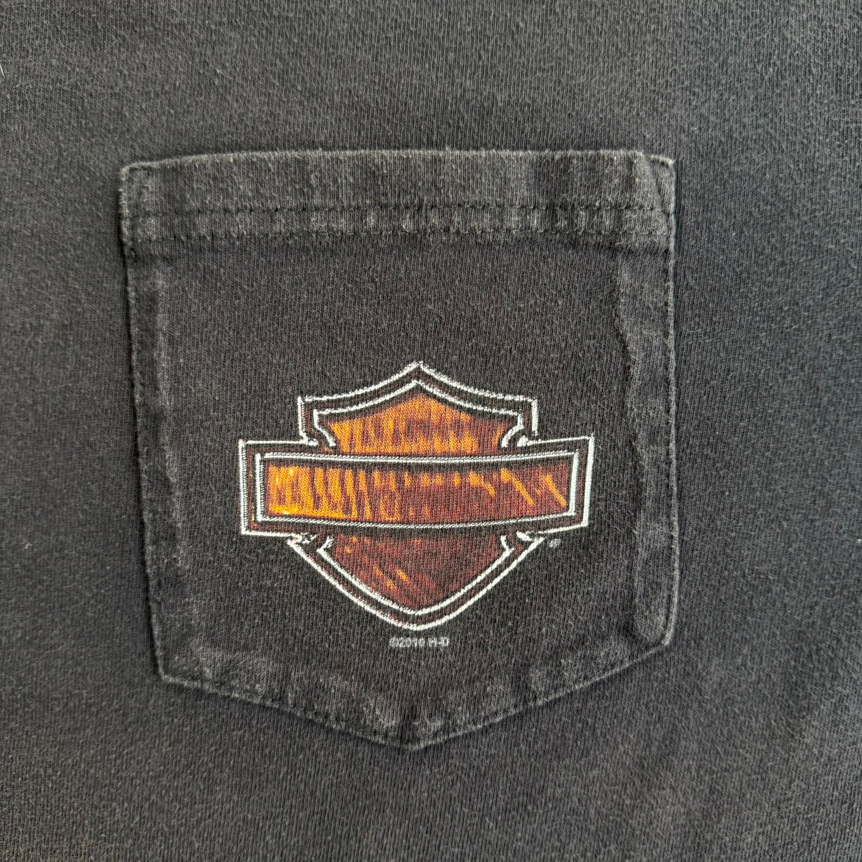 J- Vintage '10 Harley Davidson Mansfield Pa. Graphic Long Sleeve Tee - XL