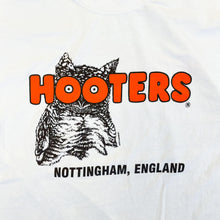 Load image into Gallery viewer, F- Vintage Hooters Nottingham England Logo tee
