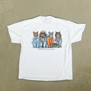 F- Vintage Kennedy Space Center Astronaut Cats Graphic Tee