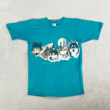 Load image into Gallery viewer, F- Vintage &#39;92 Montreal Wolves &amp; Moon Graphic Tee
