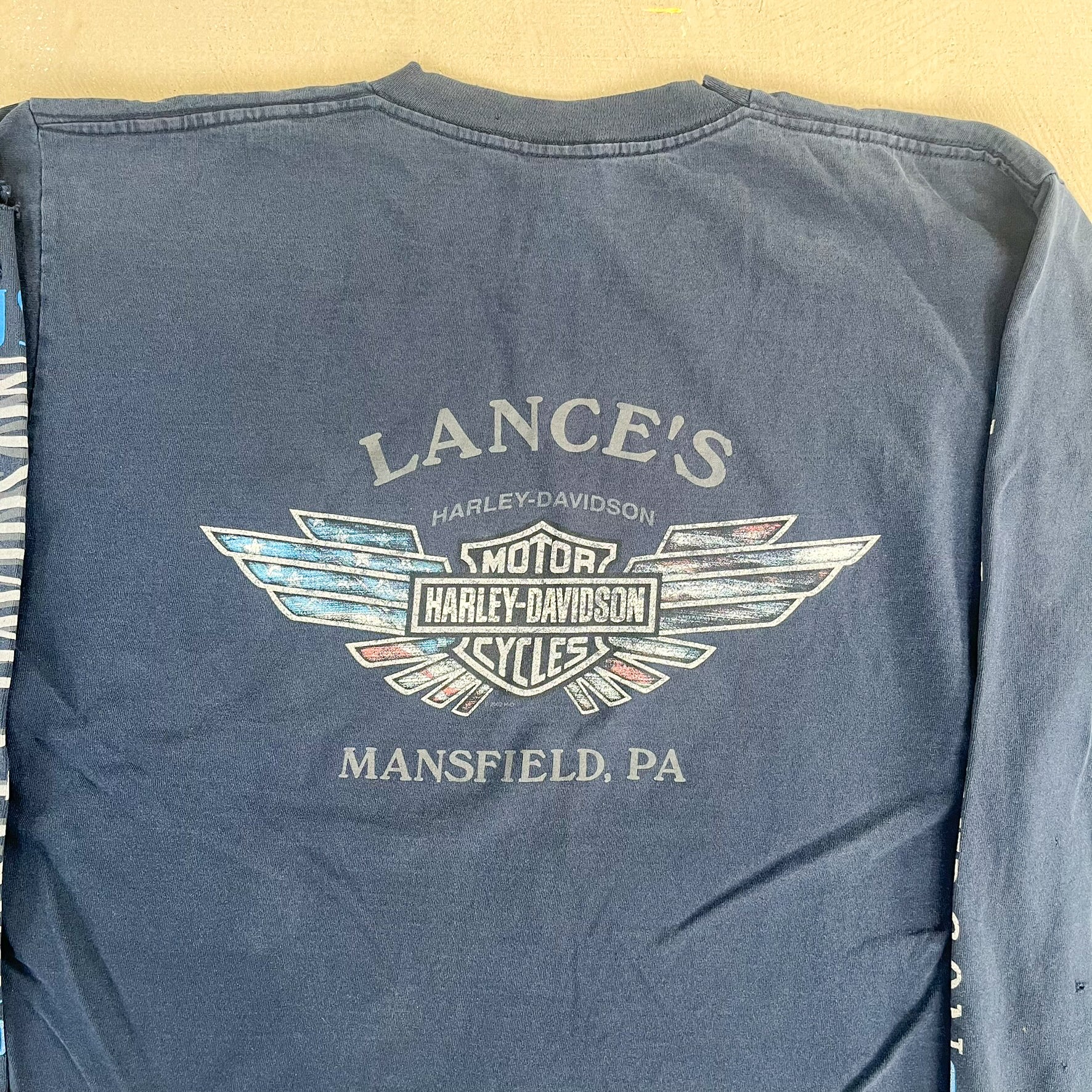 F- Vintage '02 Harley Davidson Mansfield PA Long Sleeve Tee