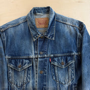 J- Vintage 90s Levi’s 70503 02 Trucker Denim Jacket - L