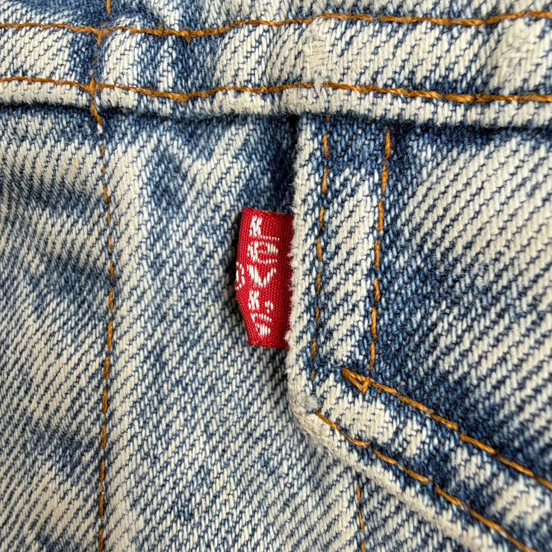 J- Vintage 90s Levi’s 70508  Acid Wash Made In USA Denim Trucker Jacket - XL