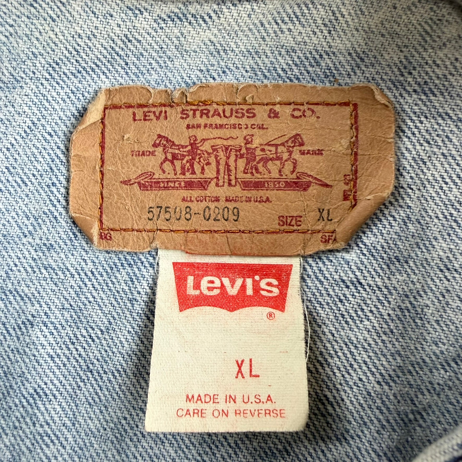 J- Vintage 90s Levi’s 70508  Acid Wash Made In USA Denim Trucker Jacket - XL