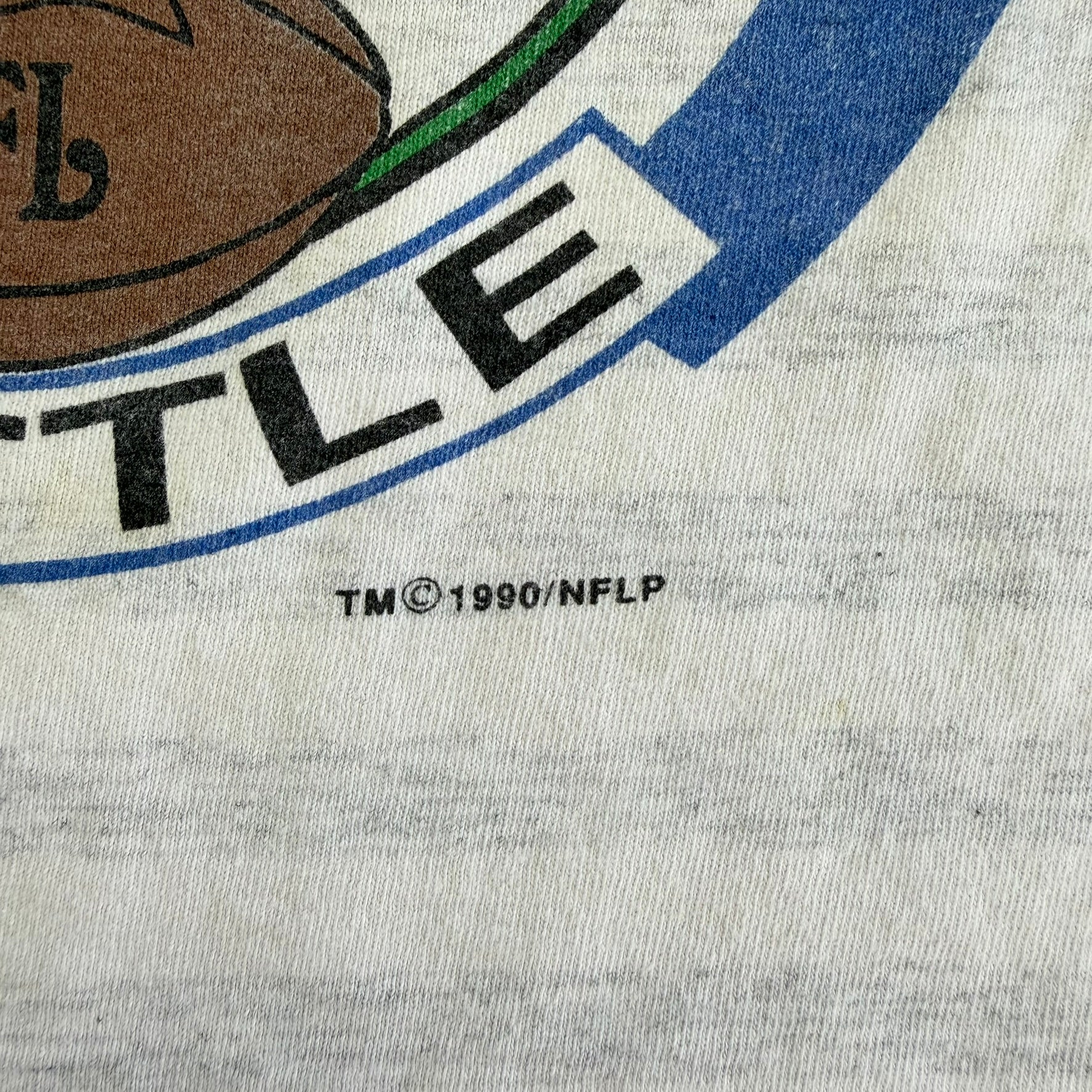 J- Vintage '90 Seattle Seahawks NFL Logo 7 Graphic Made In USA Single Stitch Tee - L