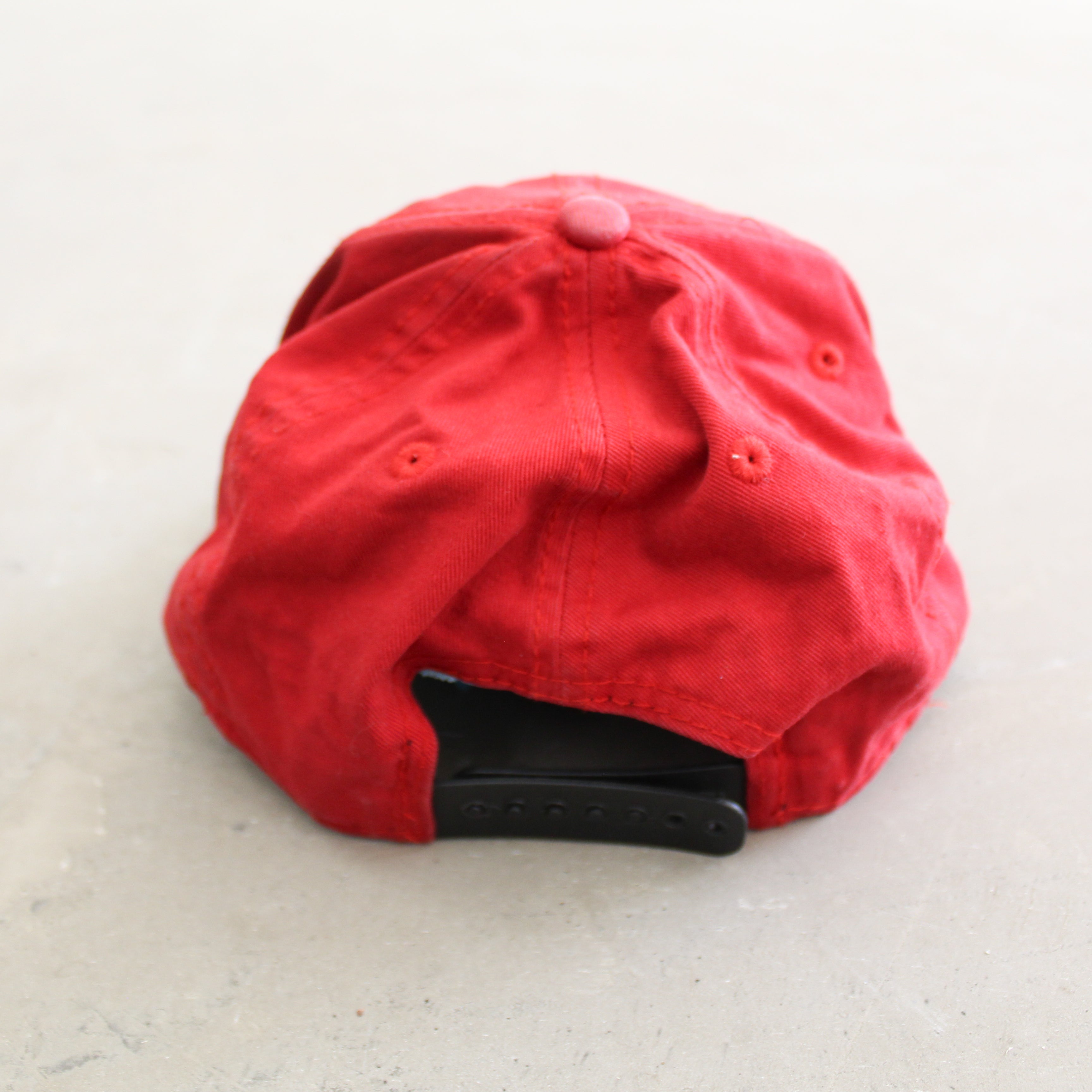F- Vintage Chicago Bulls NBA New Era Text & Logo Snapback Hat