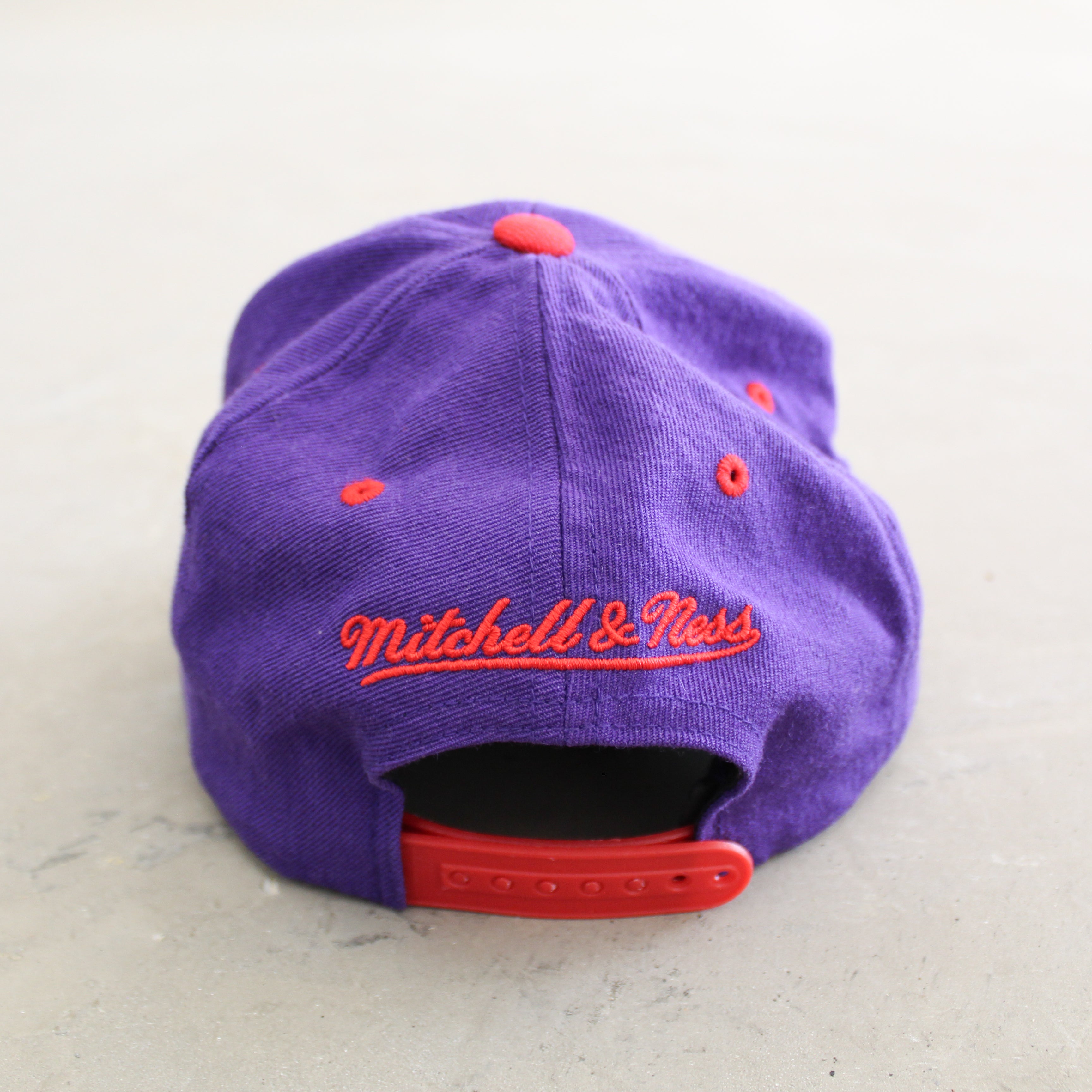 F- Vintage Toronto Raptors NBA Mitchell & Ness Old Logo & Text Snapback Hat