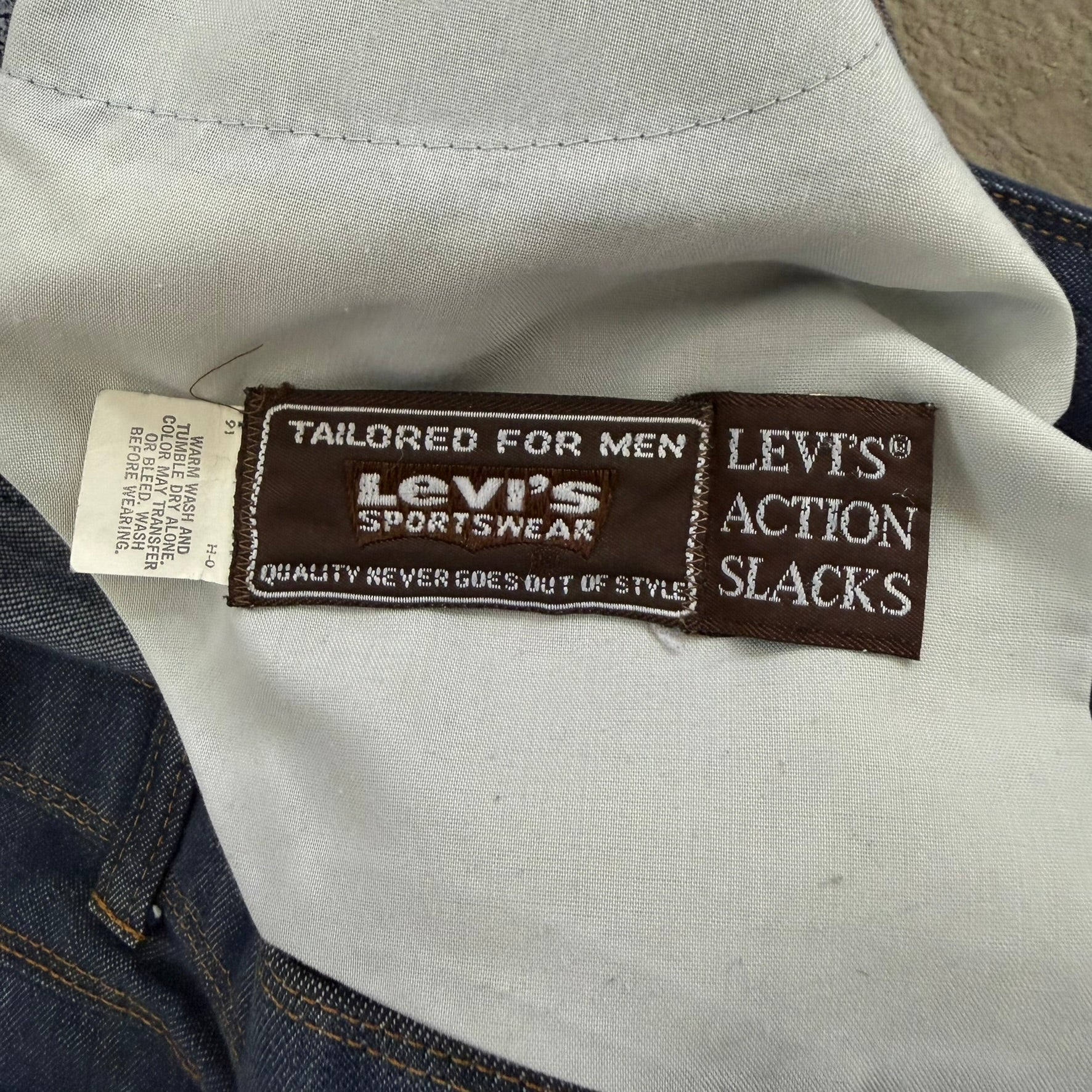 J- Vintage 70s Levi’s Action Slacks Straight Legs Denim Jeans - 36x29