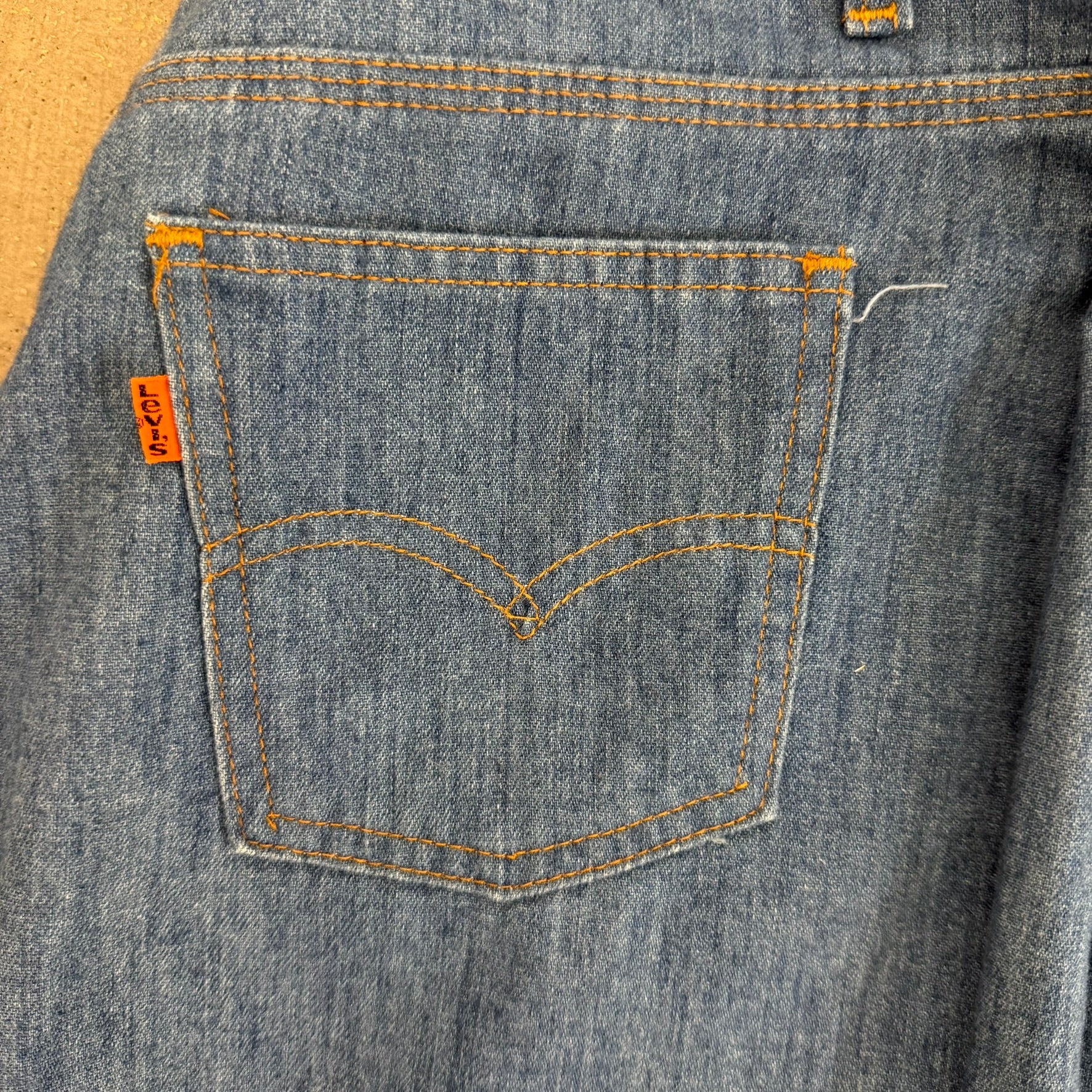 J- Vintage 70s/80s Levi’s Orange Tab Lightweight Denim Chambray Wide Leg Pants - 32x32