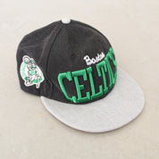 F- Vintage Boston Celtics NBA Mitchell & Ness Text Snapback Hat