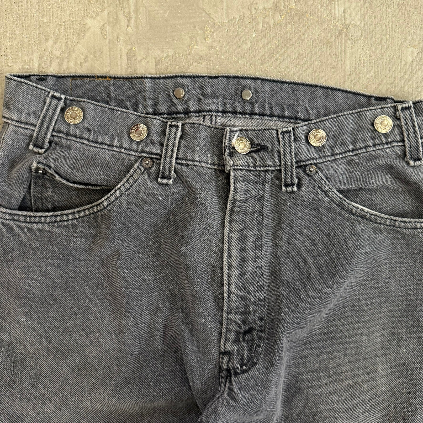 J- Vintage Levi’s Orange Tab Black/Grey Wash Jeans - 33x31 (fits 32x31)