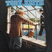 J- Vintage '05 Toby Keith I Love This Bar Tour Picture Screenplay Tee - M