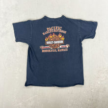 Load image into Gallery viewer, F- Vintage &#39;00 Harley Davidson Honolulu Hawaii Tee
