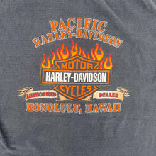 Load image into Gallery viewer, F- Vintage &#39;00 Harley Davidson Honolulu Hawaii Tee
